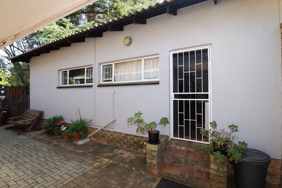 4 Bedroom Property for Sale in Flamwood North West
